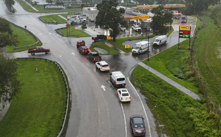 Furacão Milton deixa rastro de destruição e duas mortes na Flórida