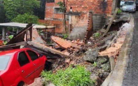 Deslizamento de terra atinge garagem de residência em Cajamar; três casas são interditadas