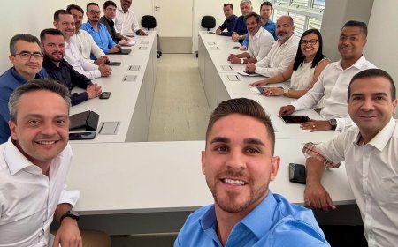 Kauãn inicia 1° mandato com secretários dando metas de ações incluindo mobilidade, transporte, saúde, educação e desenvolvimento