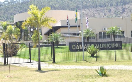 Câmara Municipal de Cajamar discute revisão geral dos vencimentos dos servidores públicos em sessão extraordinária