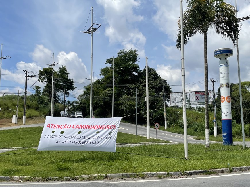 Cajamar implementa restrições para caminhões na Avenida José Marques Ribeiro no Guaturinho