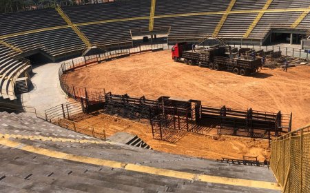 Montagem do Cajamar Rodeo Fest 2025 avança e estrutura começa a tomar forma no Boiódromo