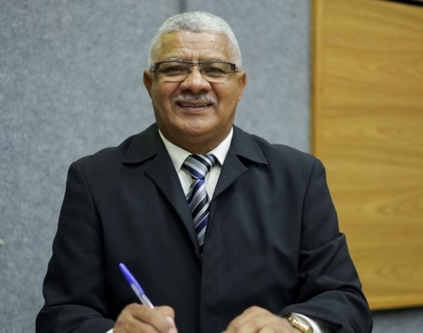 Lei de autoria de Mané do América garante psicólogos em escolas públicas e privadas de Cajamar