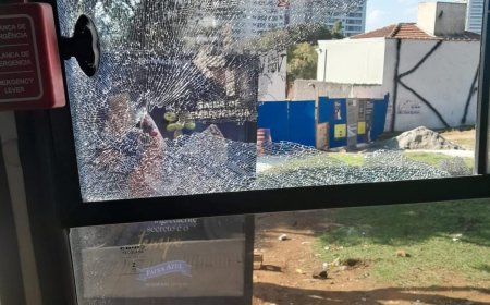 Ataques a ônibus assustam passageiros de Cajamar; veículo da linha Lapa é apedrejado 