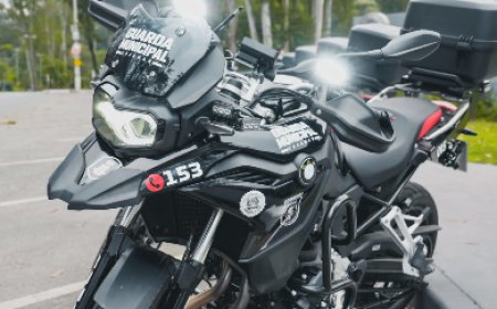 Guarda Municipal de Cajamar recebe oito novas motos BMW