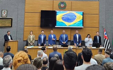 Câmara Municipal de Cajamar recebe o Conselheiro do TCE-SP Dimas Ramalho para palestra sobre transparência e controle externo