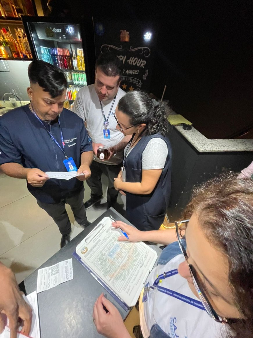 Cajamar intensifica fiscalização contra bebidas adulteradas e notifica estabelecimentos