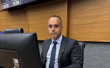 Vereador Lê Martins solicita informações detalhadas sobre quadro de servidores e estrutura da Educação em Cajamar