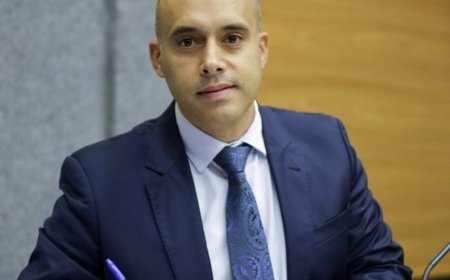 Vereador Lê Martins apresenta requerimento sobre situação de terreno no bairro Santa Terezinha