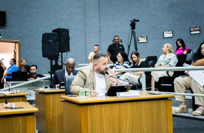 Vereador Lele Aprígio solicita informações sobre áreas de risco de desmoronamento em Cajamar