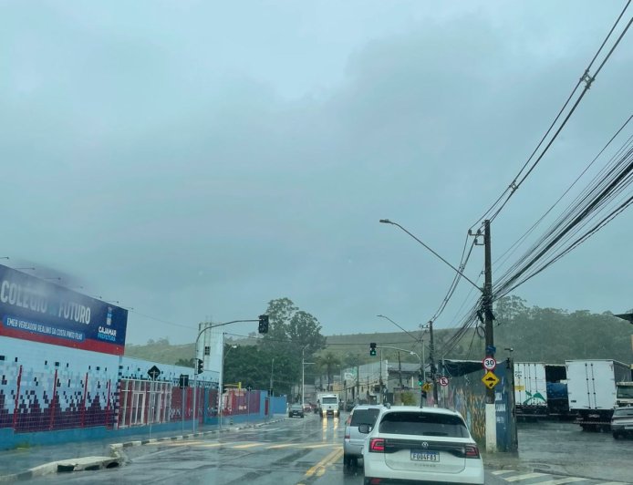 Chuvas deixam 1.437 clientes sem energia em Cajamar, aponta Enel