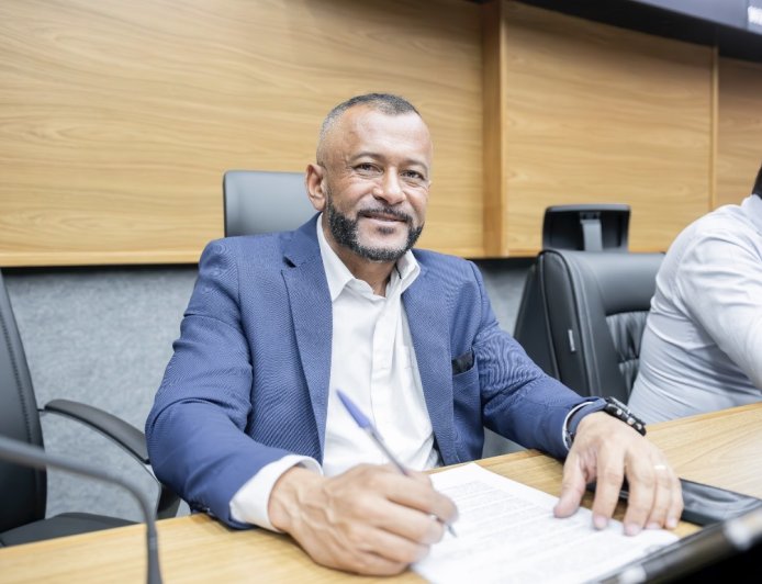 Vereador Flávio Comajo reforça fiscalização e cobra respostas da Prefeitura sobre áreas sensíveis da saúde em Cajamar