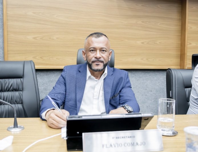 Vereador Flavio Comajo propõe criação de espaço de apoio às mães atípicas em Cajamar