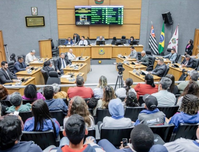Primeira sessão do ano movimenta o plenário da Câmara de Cajamar nesta quarta-feira (11)
