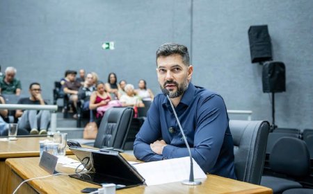 Vereador Dr. Vinícius Zago reforça compromisso com a saúde pública ao cobrar transparência sobre atendimentos em neurocirurgia