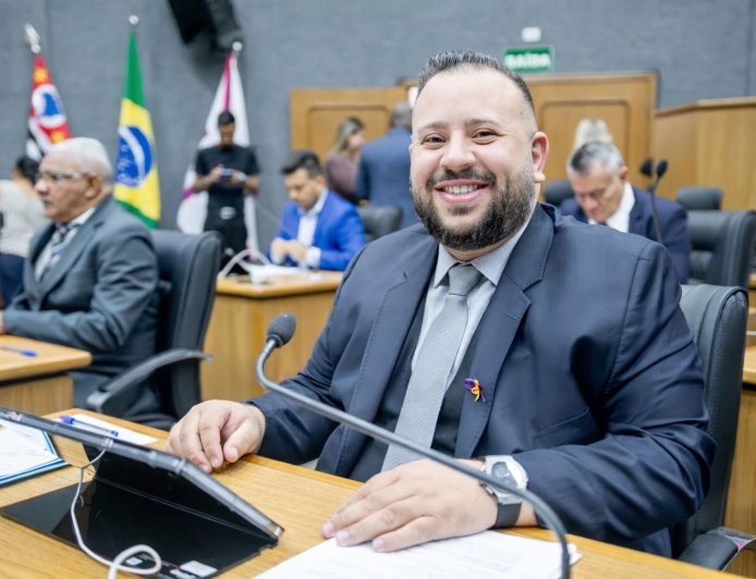 Lele Aprigio propõe coleta domiciliar de exames para crianças com TEA em Cajamar