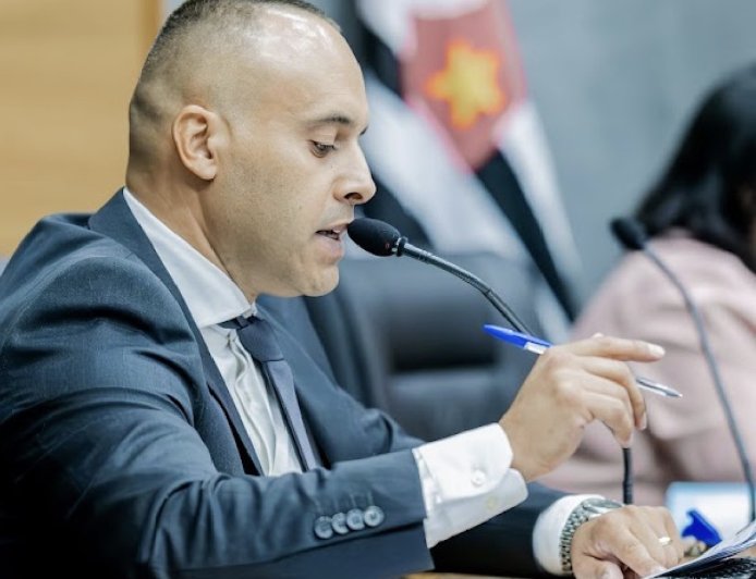 Le Martins cobra cronograma para obra de drenagem em área com alagamentos constantes em Jordanésia