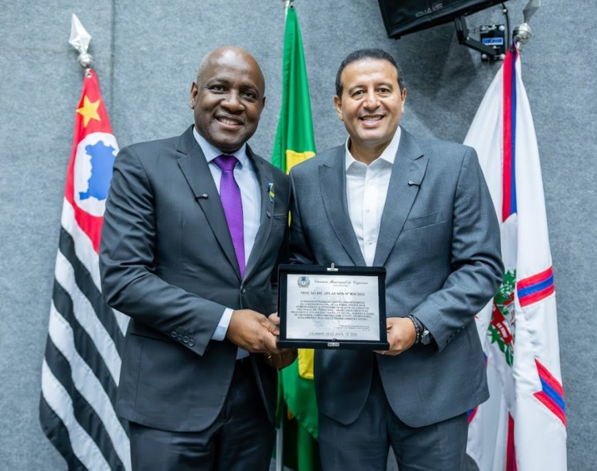 Moção de aplausos reforça a união do vereador Reinaldo Santos e Fabio Riva na luta pela habitação