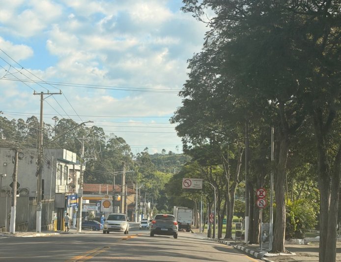 Semana começa com sol entre nuvens e temperaturas em elevação em Cajamar