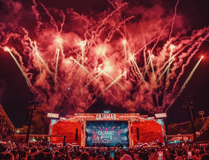 Noite histórica encerra a primeira semena do Cajamar Rodeo Fest com shows inesquecíveis