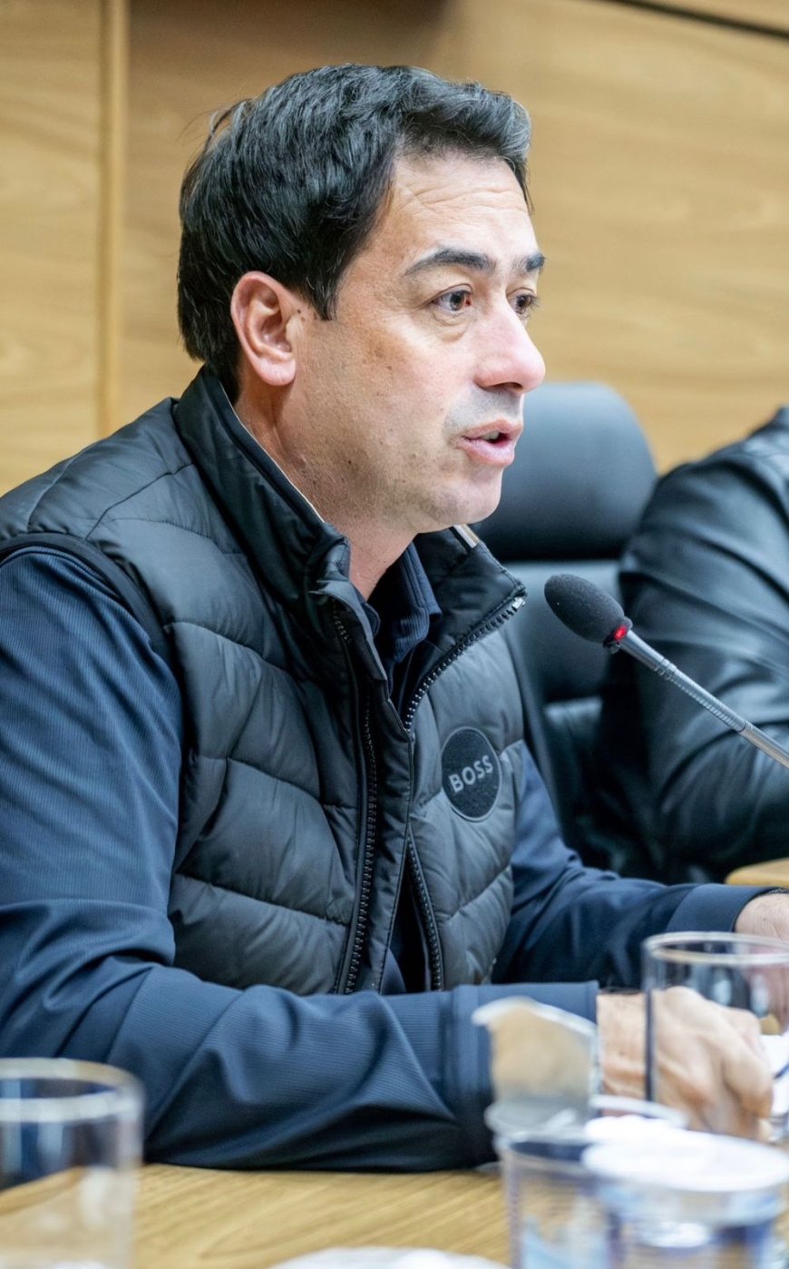 Vereador Saulo solicita informações sobre empréstimo de equipamentos de mobilidade e apoio hospitalar em Cajamar
