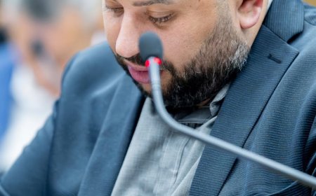 Lele Aprígio pede esclarecimentos sobre fornecimento de fardamento à Guarda Civil Municipal de Cajamar
